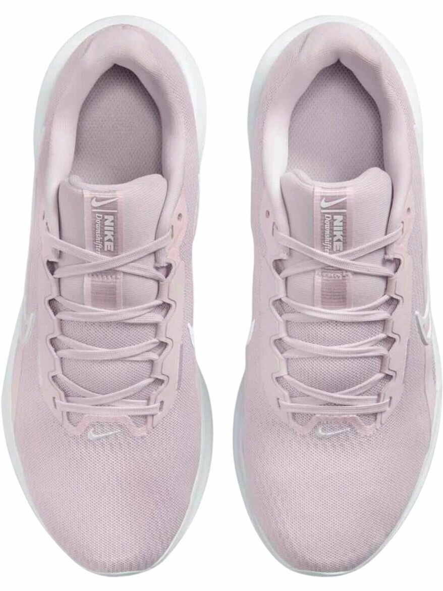 Кроссовки NIKE W DOWNSHIFTER 13, полнота F, размер 6.5 US, серый/белый — фото 1