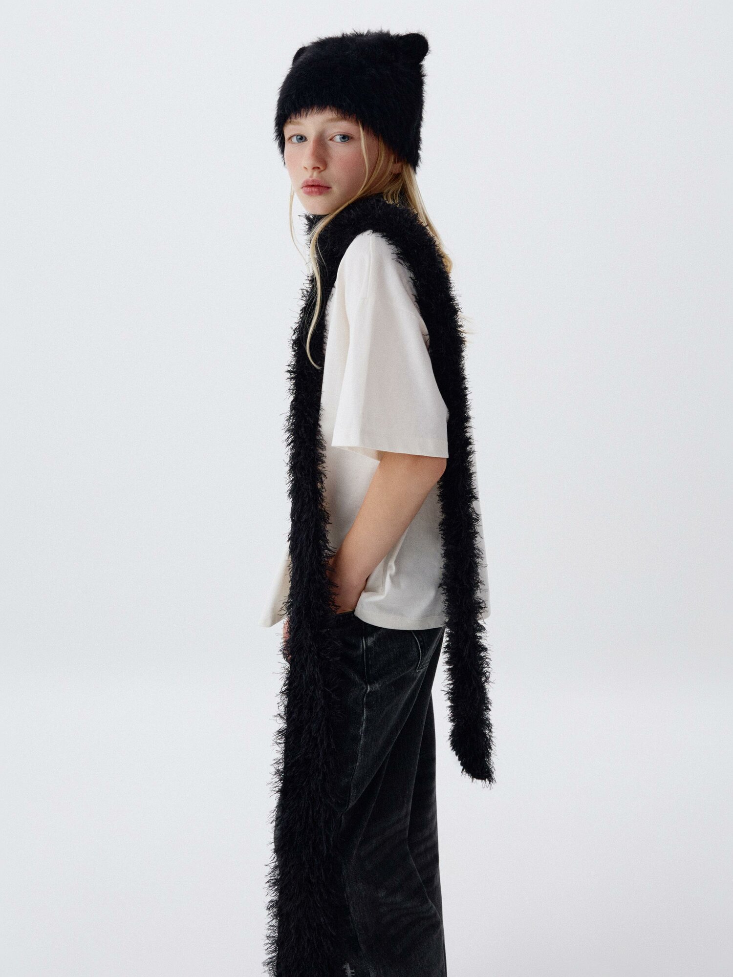 Шарф Sela для девочек180х7 см one size черный