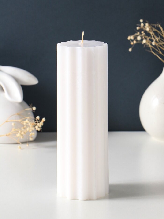 Свеча - цилиндр 7×20 см, 600 г, с крупными гранями, белая
