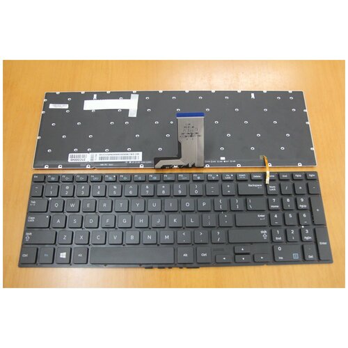 Клавиатура для ноутбука Samsung NP670Z5E-X02 NP870Z5G-X01 черная с подсветкой 1950₽