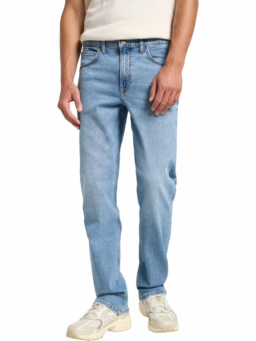 Джинсы Lee Men Brooklyn Straight Jeans, размер 38/32, голубой,