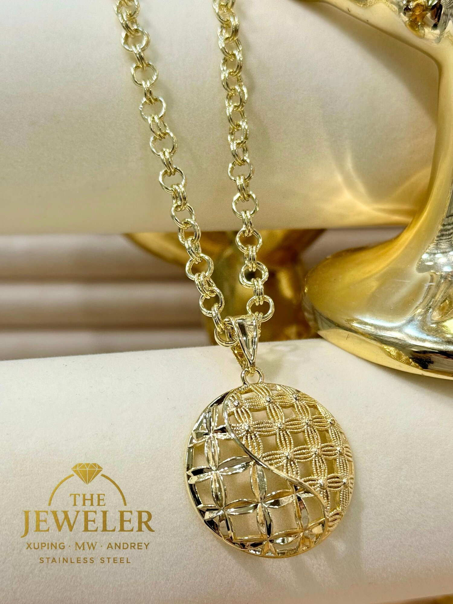 Цепь, золотистый