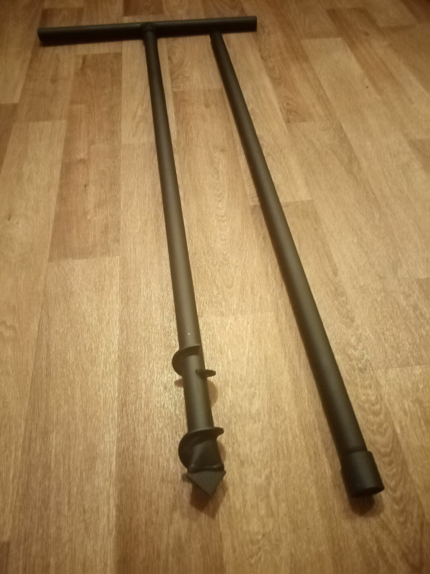 Бур садовый D-50мм*2 метра Т-образная рукоятка металлический черный