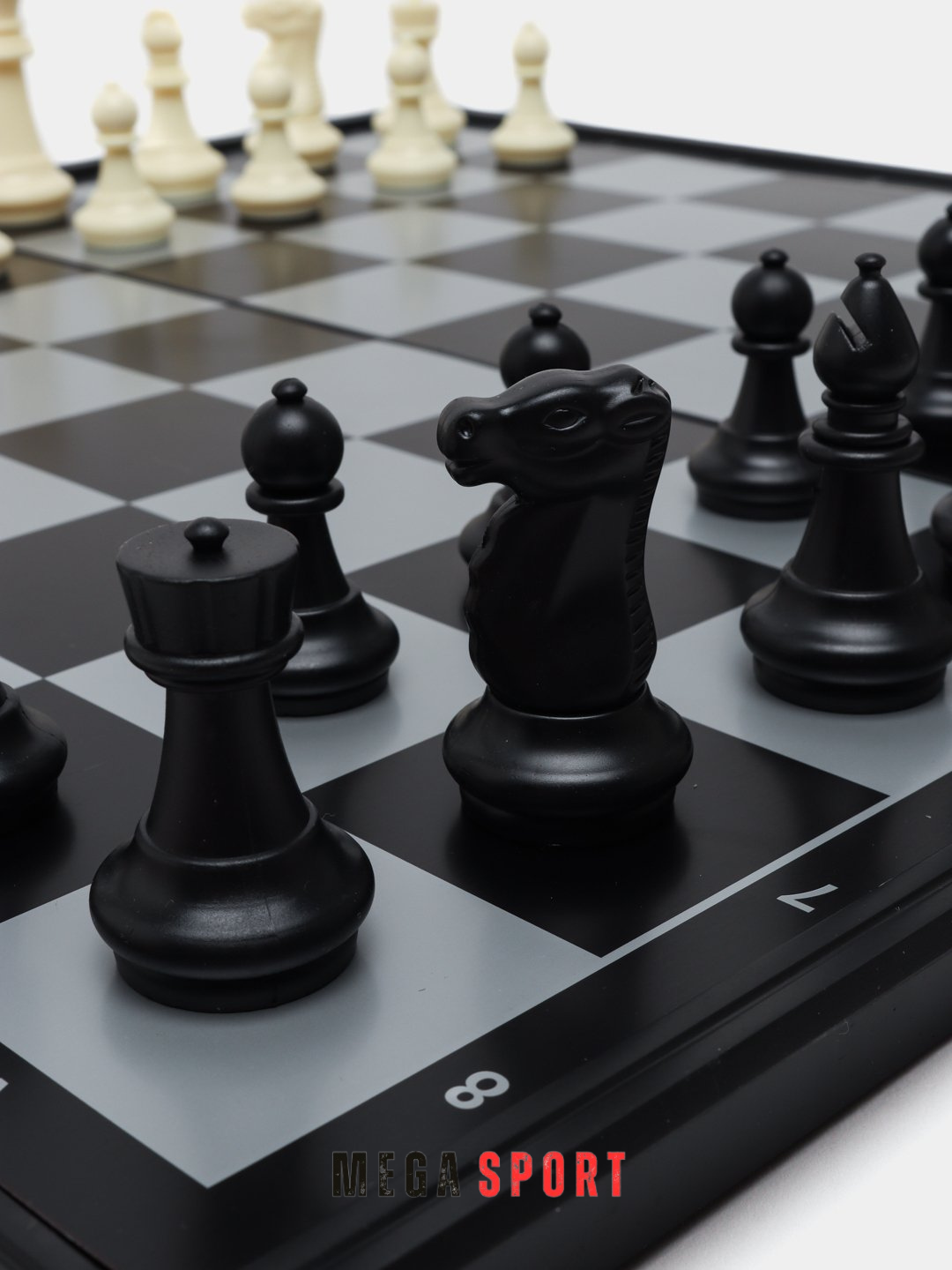 Шахматы и шашки — два классических настольных набора в одном 98-18 — фото 1