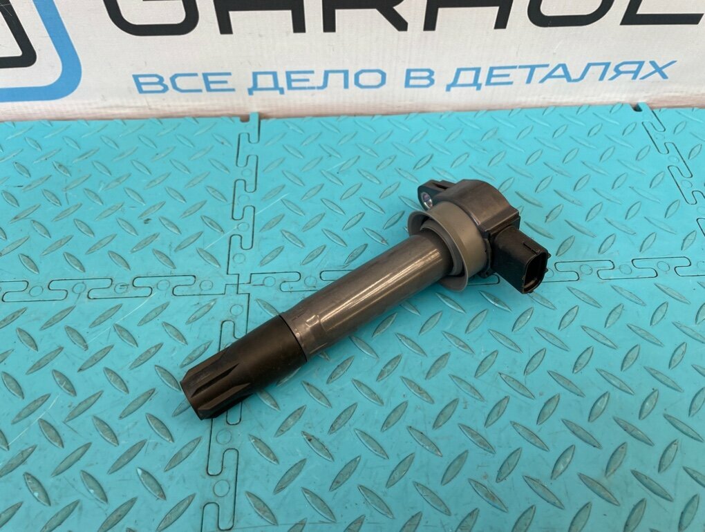Катушка зажигания Mitsubishi Pajero 2010 V93W 6G72 3.0 OEM 1832A031