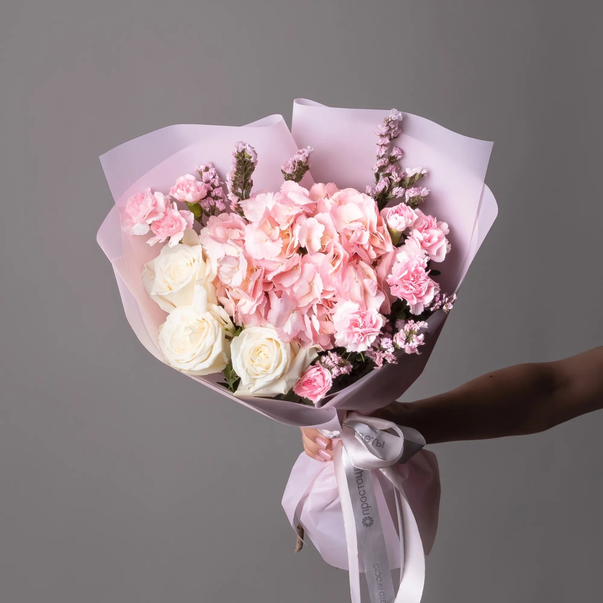 Букет цветов Летний Хит 3 в коробке и аквабоксе от "Простоцветы"