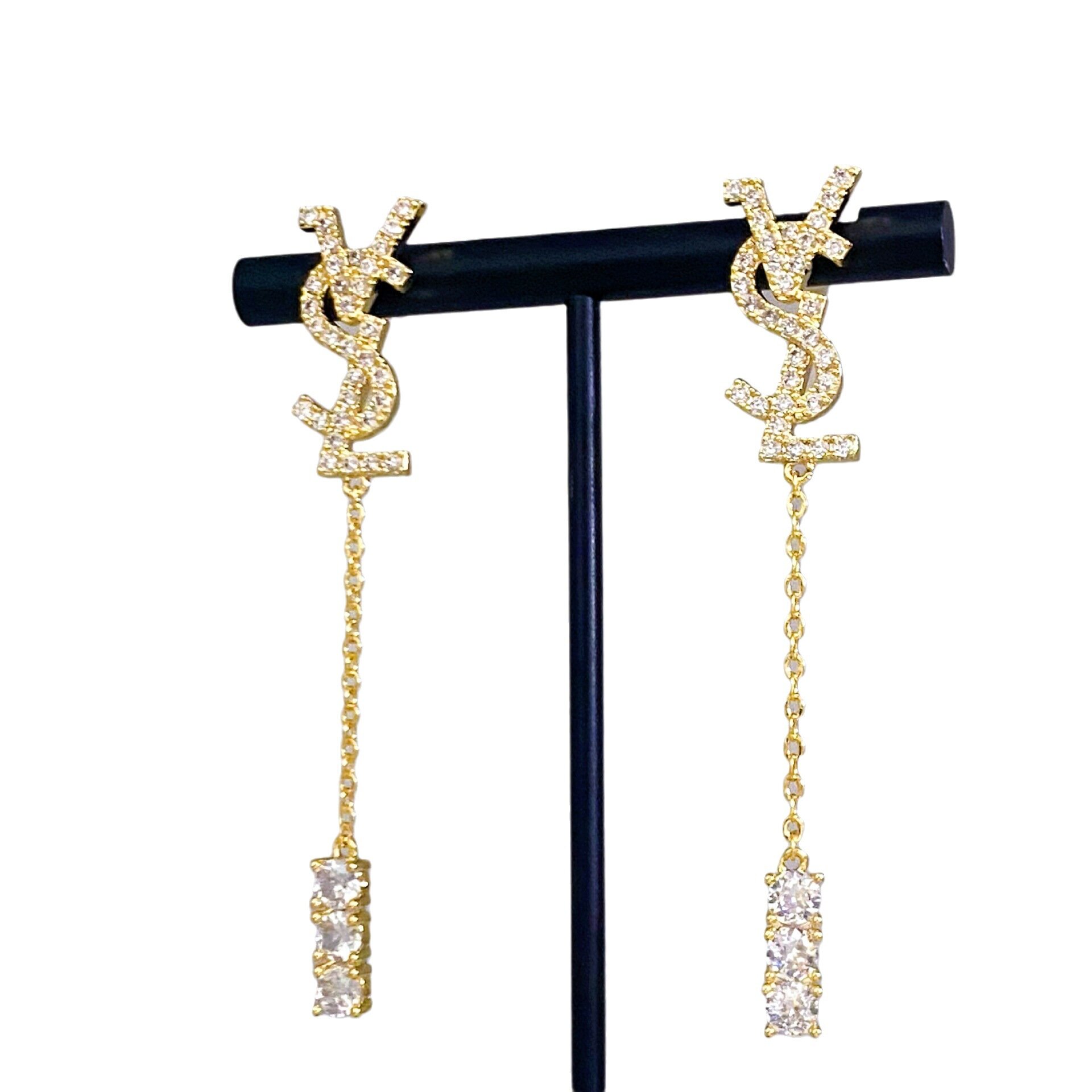 Серьги пусеты, Swarovski Zirconia, размер 35 мм, золото/белый