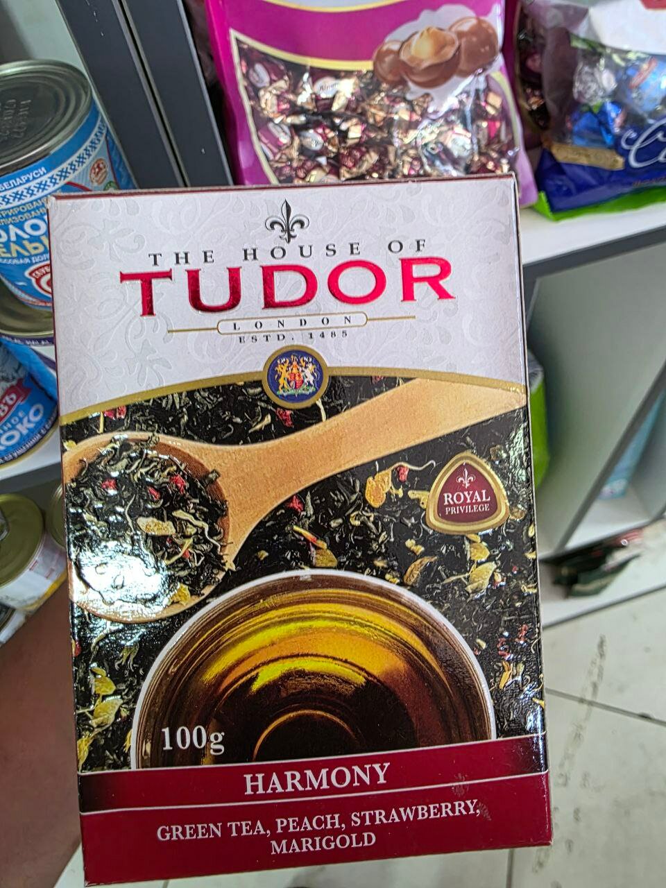 Чай крупнолистовой Tudor 100 г с изысканным вкусом и разного вида