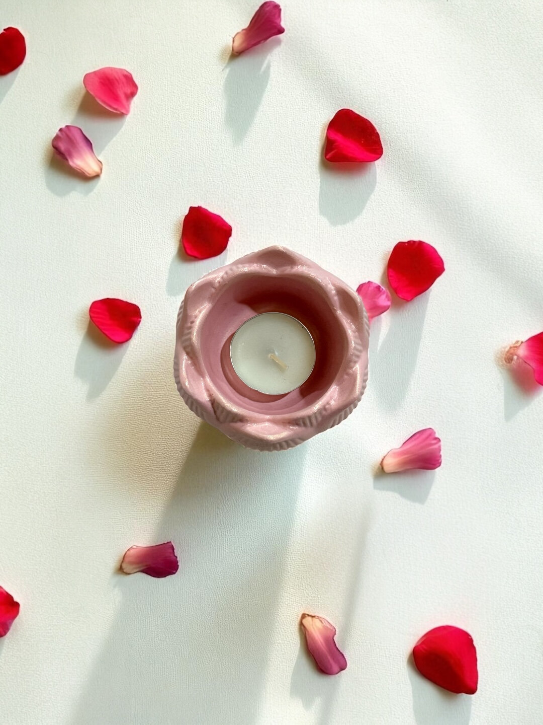 Декоративный подсвечник шкатулка для чайной свечи Lotos, 9 * 9 * 4 см - Розовый