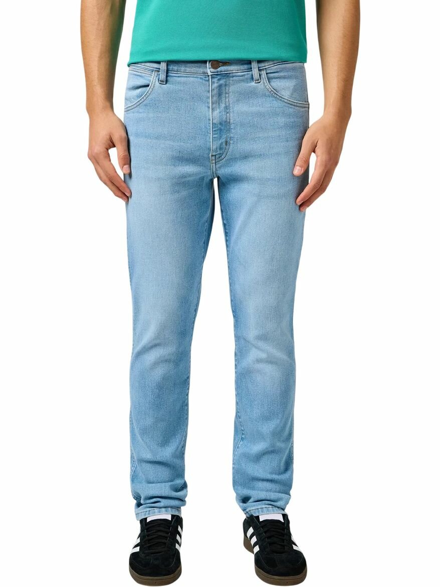 Джинсы Wrangler Men Larston Jeans