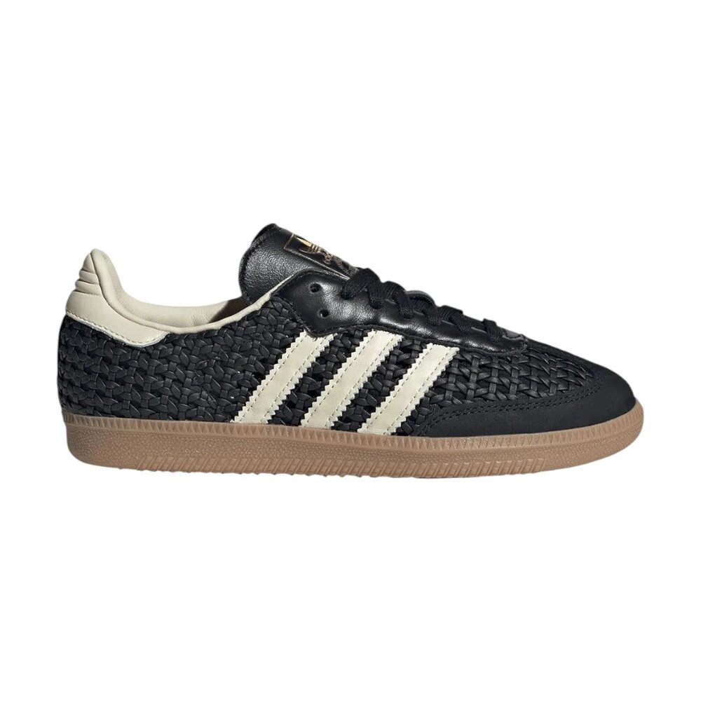Кроссовки adidas