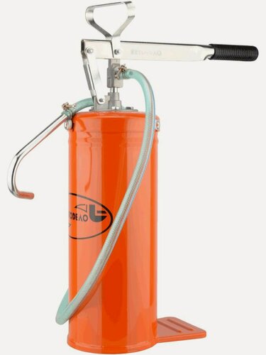 Изображение товара Маслозаливной бачок 8л, ручной привод, шланг 1,5м, АвтоDело (42046)