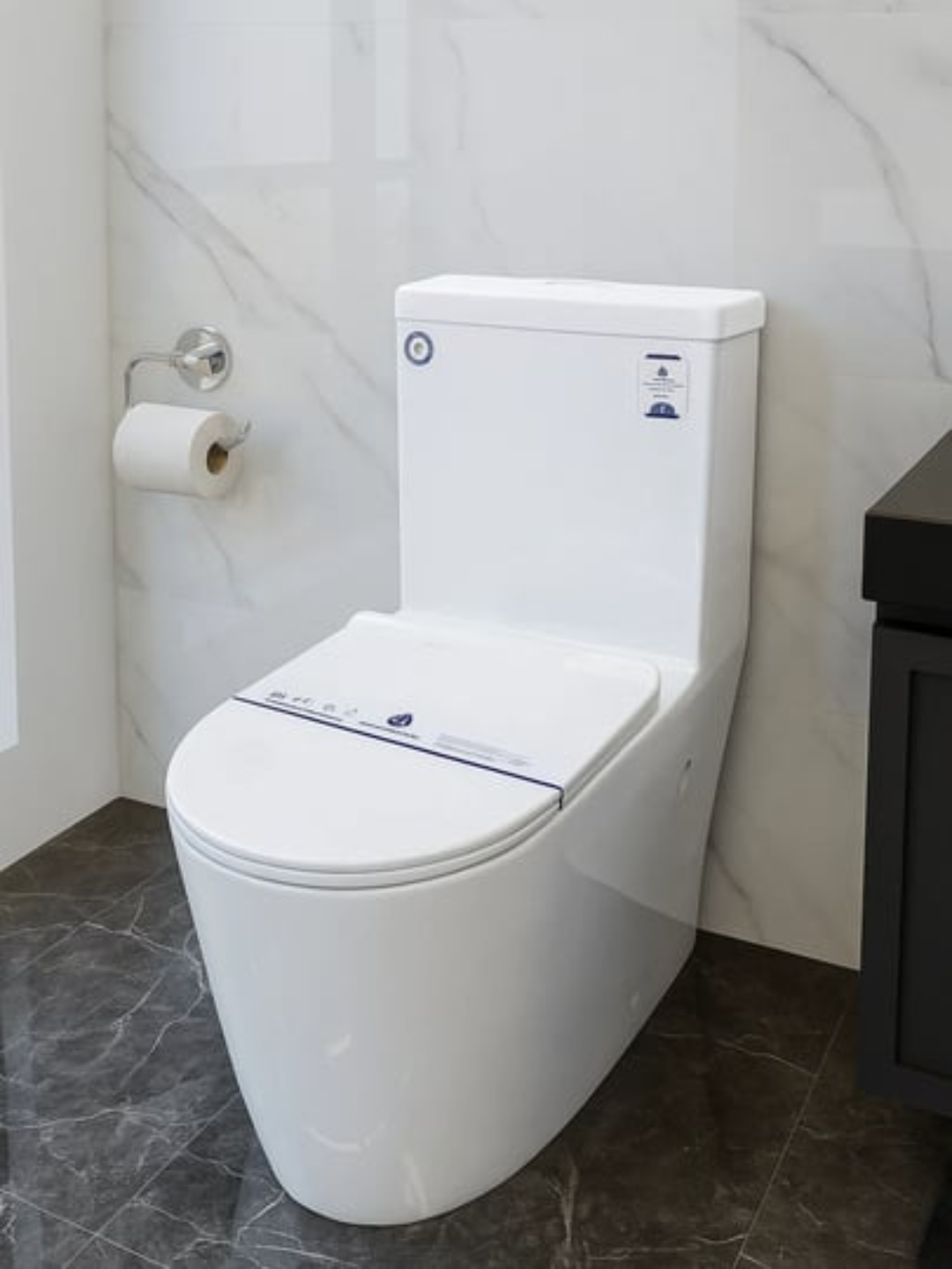 Напольный унитаз из белой керамики – современный дизайн и комфорт