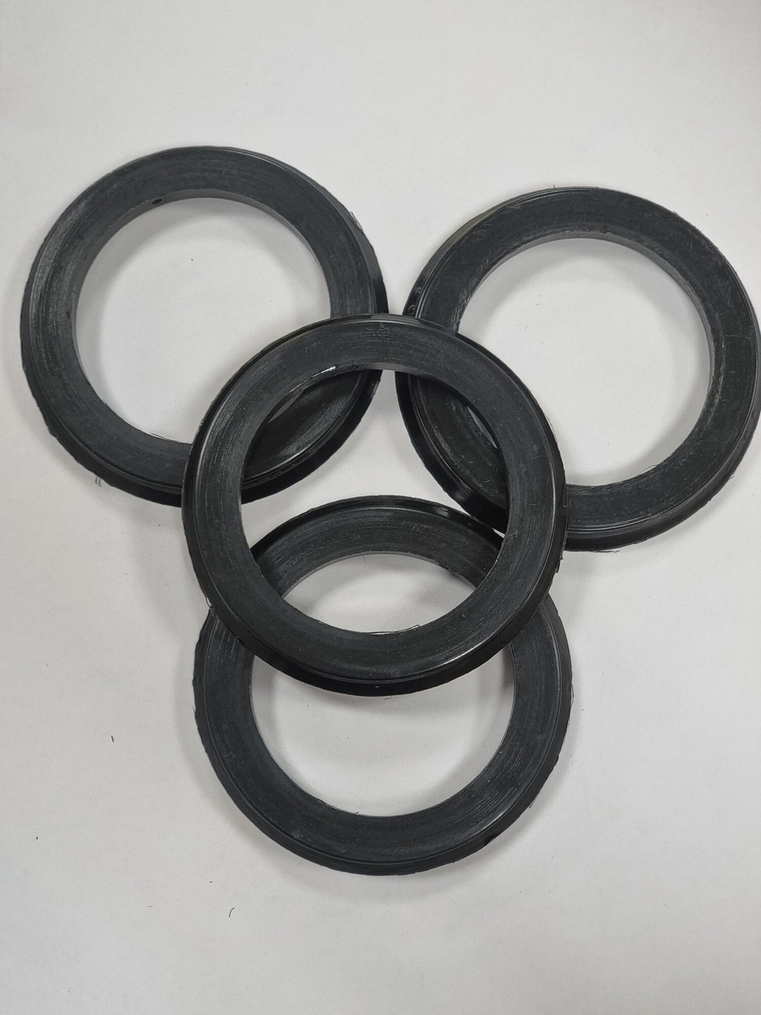 Кольцо центровочное 54.1-73.1 4шт — фото 1