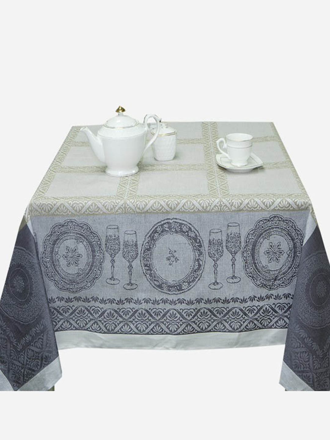 Премиальный комплект из скатерти 150*150 см и 4 салфеток 100% лен