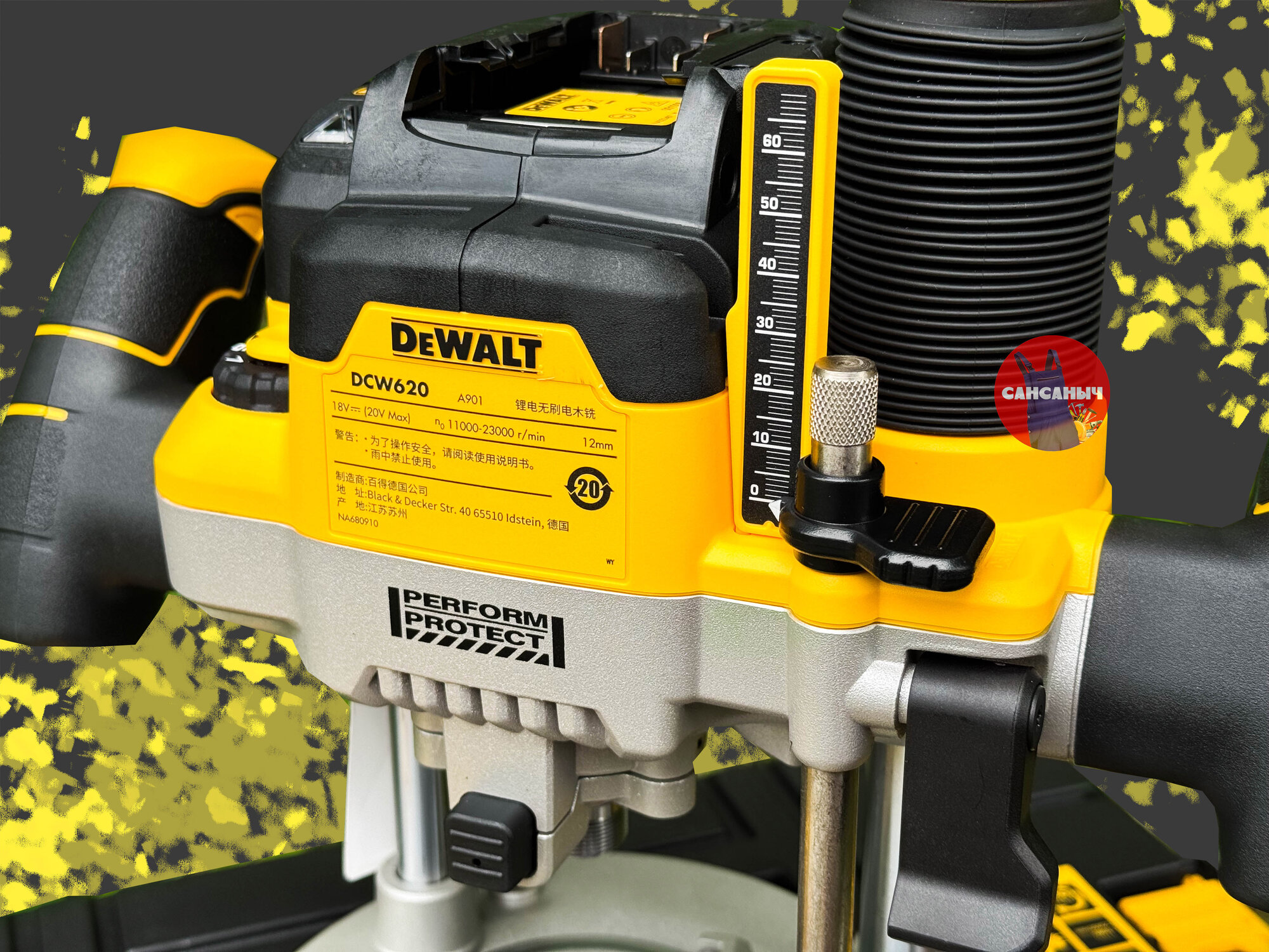 Аккумуляторный фрезер DEWALT DCW620NT 20В — фото 1