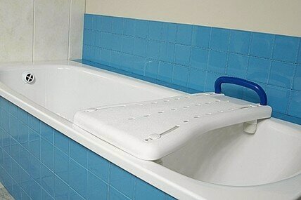 Изображение товара Сиденье для ванны Valentine со вспомогательной ручкой и регулировкой ширины, нагрузка до 115кг, размер 75х26см, 10440