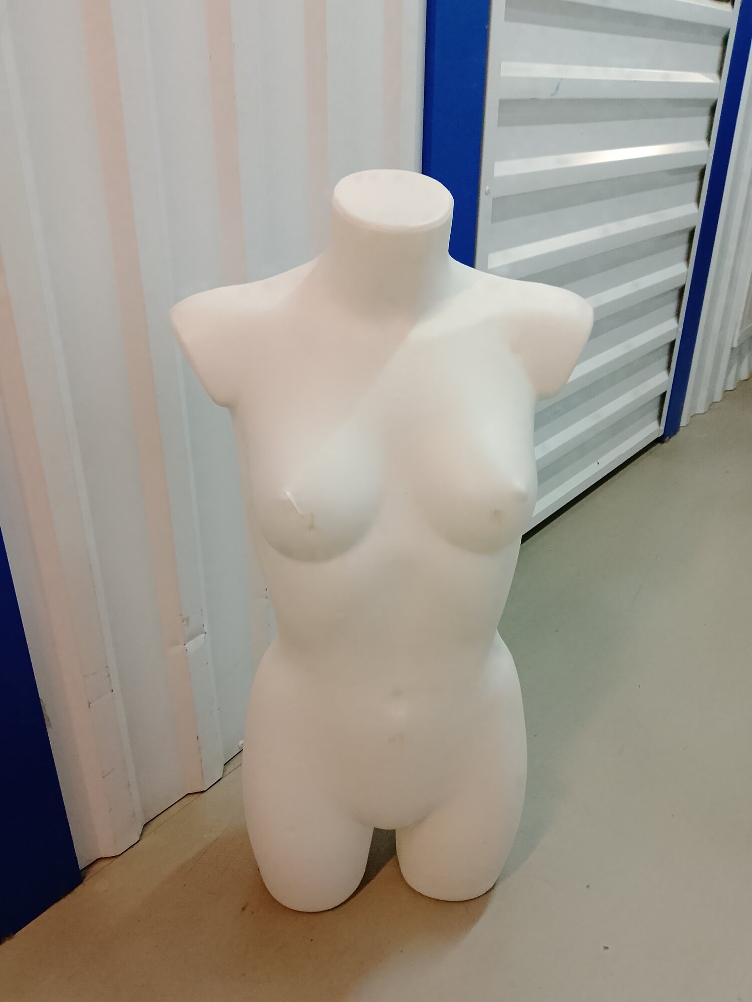 Манекен торс женский "Diana" белый