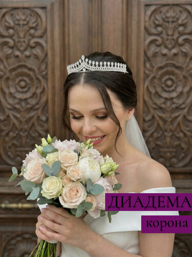 Изображение товара Корона диадема для девочки со стразами на выпускной