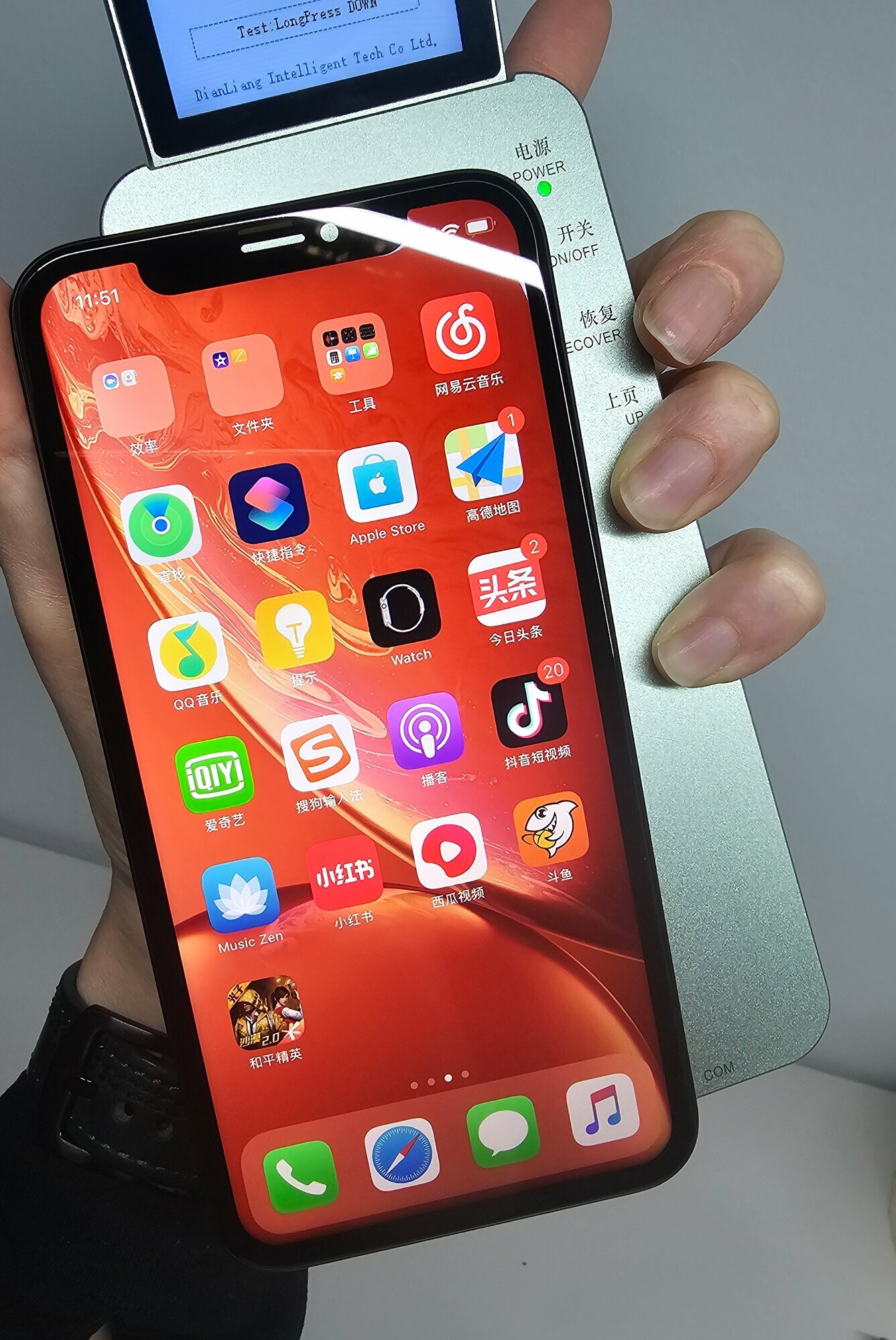 Дисплей для iPhone XR, оригинальный, заводской, с тачскрином, качественная матрица 100% , отправка из Москвы , переклейка