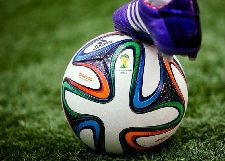 Футбольный мяч Brazuca