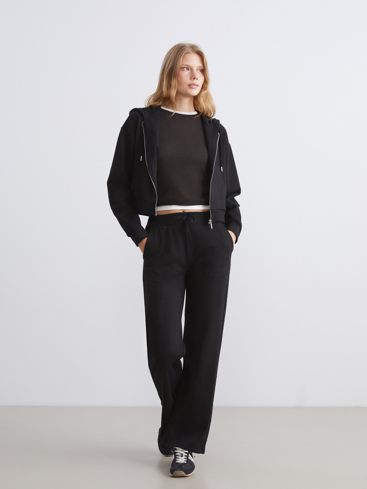 Брюки спортивные LC Waikiki размер L new black