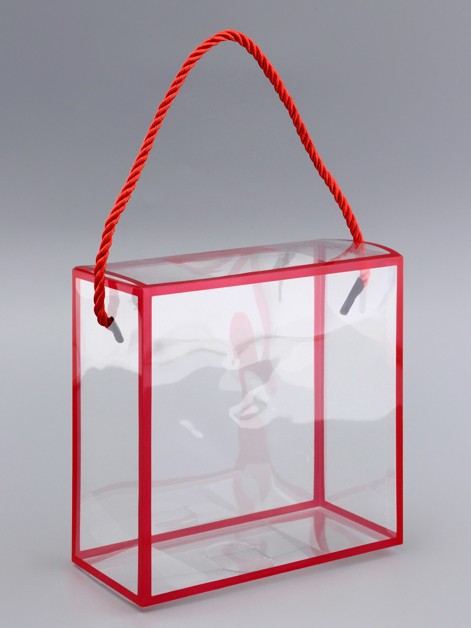 Коробка из PET с ручками красная 14x14x7 см тематика праздника: 14 февраля