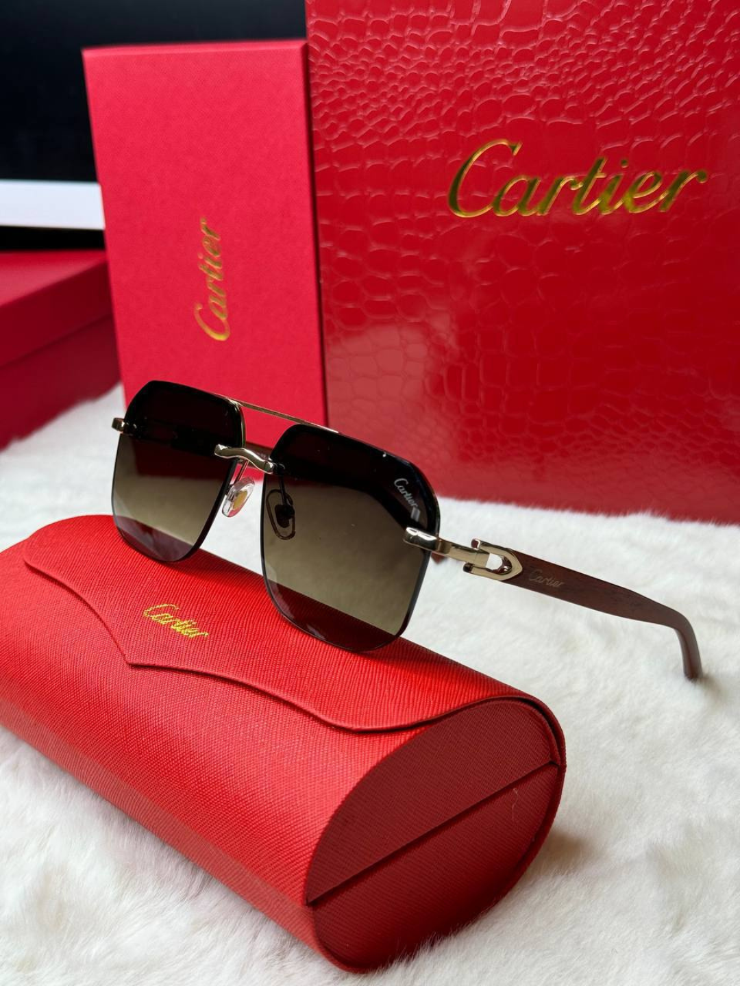 Солнцезащитные очки