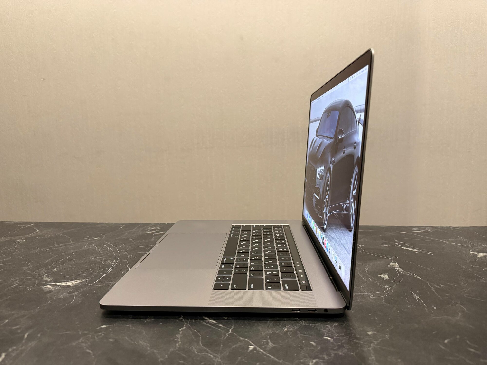 Macbook pro i9 32gb — купить по низкой цене на Яндекс Маркете