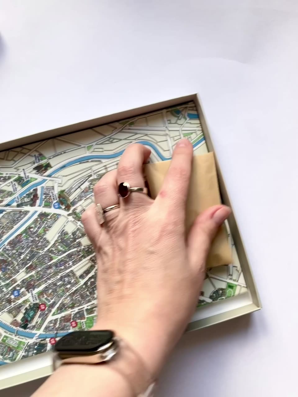 Настольная игра про Москву "О Москве". Книга с интересными фактами в комплекте. — фото 1