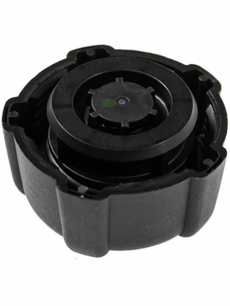 Крышка расширительного бачка Logan Логан Largus Ларгус Vesta Веста X-ray Х Рей Duster Almera G15 8200048024 — фото 1