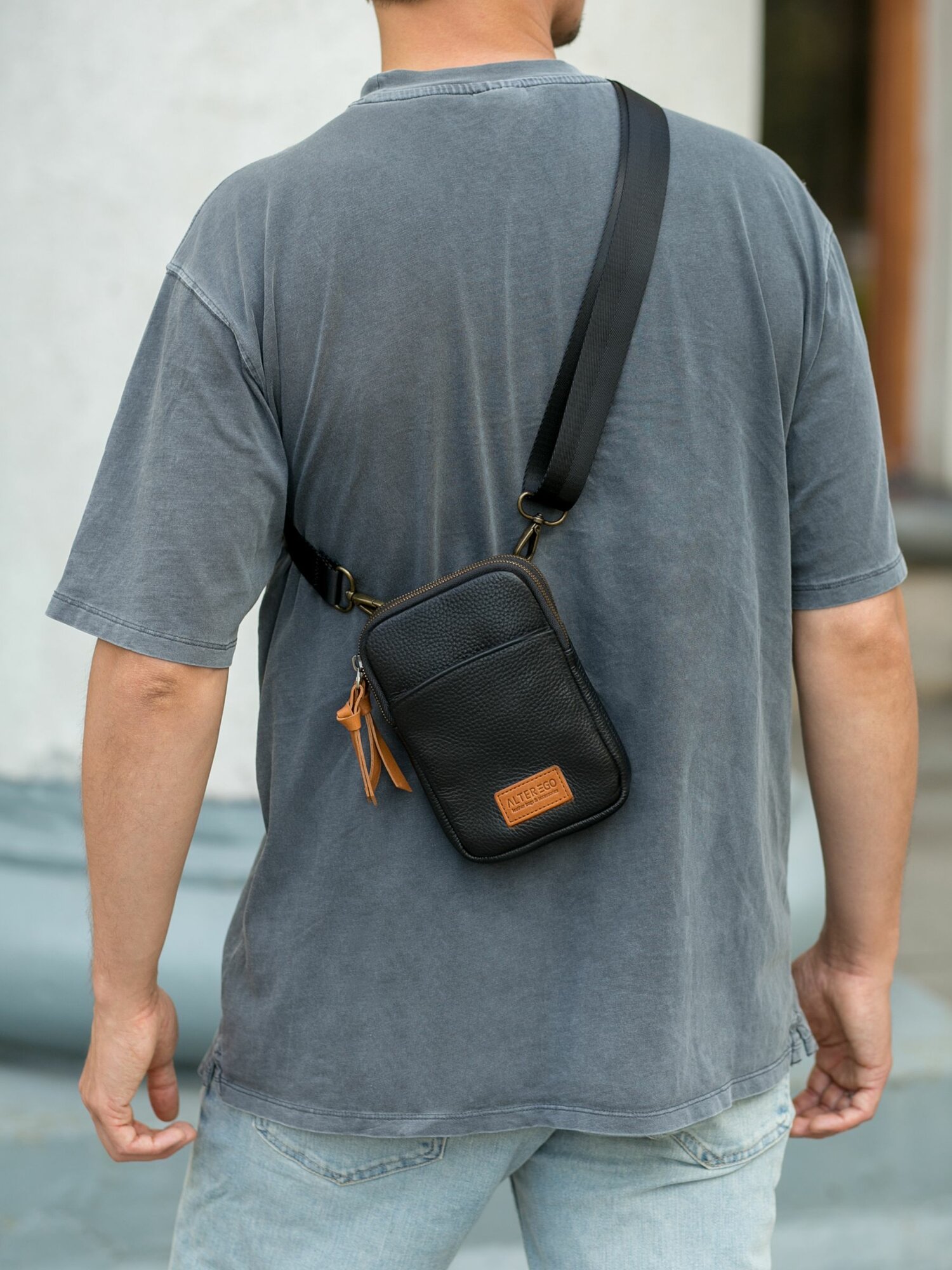 Сумка кросс-боди ALTER EGO, черный кварц — фото 1