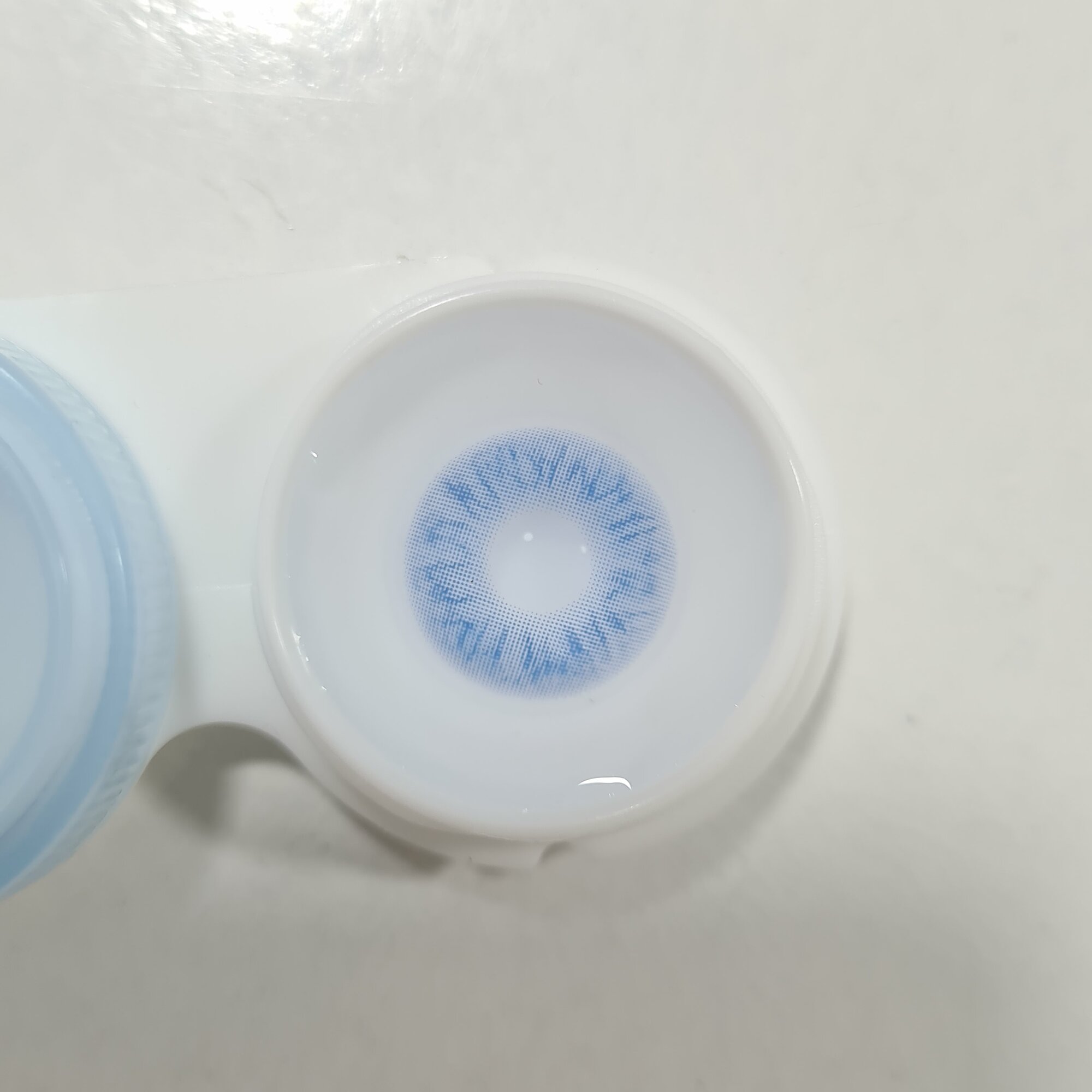 UMI BLUE -2.00 Контактные линзы для зрения, голубые, BC 8.6, DIA 14.0, 12 месяцев — фото 1