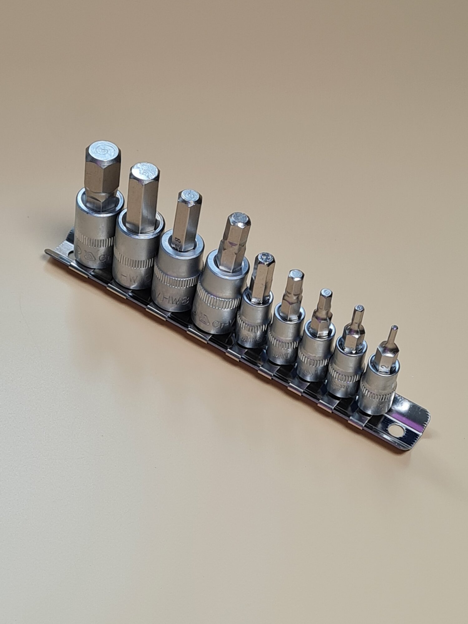 Набор головок YATO со вставкой 