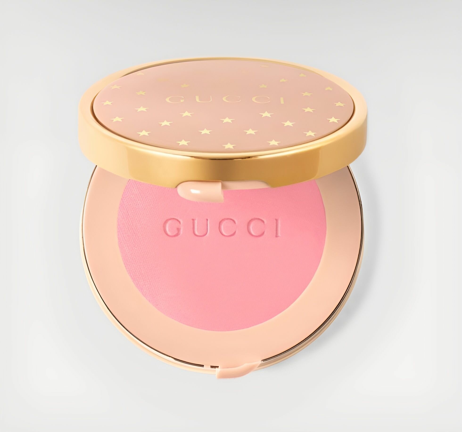Румяна Gucci Blush De Beaute True Pink, с шелковистой текстурой, светло-розовые
