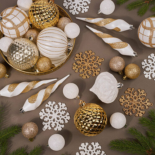 Изображение товара Набор елочных игрушек Glory Brilliance 50 шт белый с золотым, 5-16 см, пластик, Winter Deco, 2000298