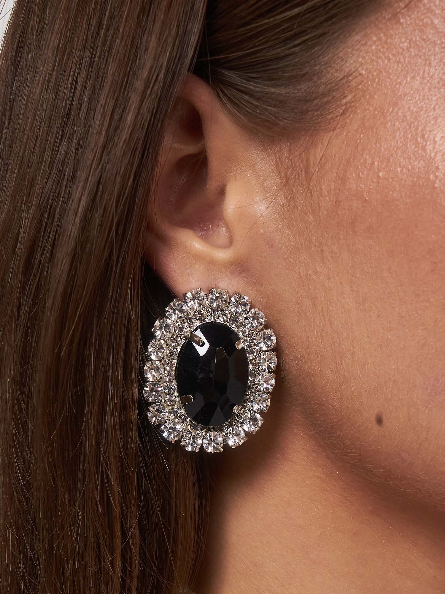 Серьги пусеты, стекло, искусственный камень, размер 35 мм, черный/белый/серебристый