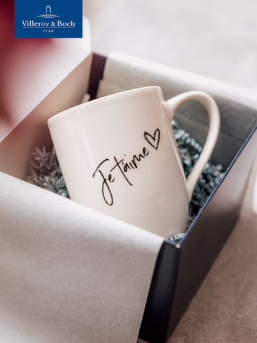 Изображение товара Кружка для чая и кофе 340 мл, Je t'aime/Я люблю тебя, Statement, Villeroy & Boch, Премиум-Фарфор