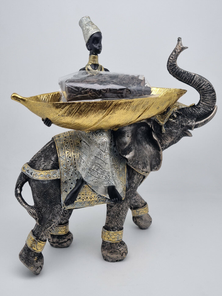 Африканка на слоне 2 цвета