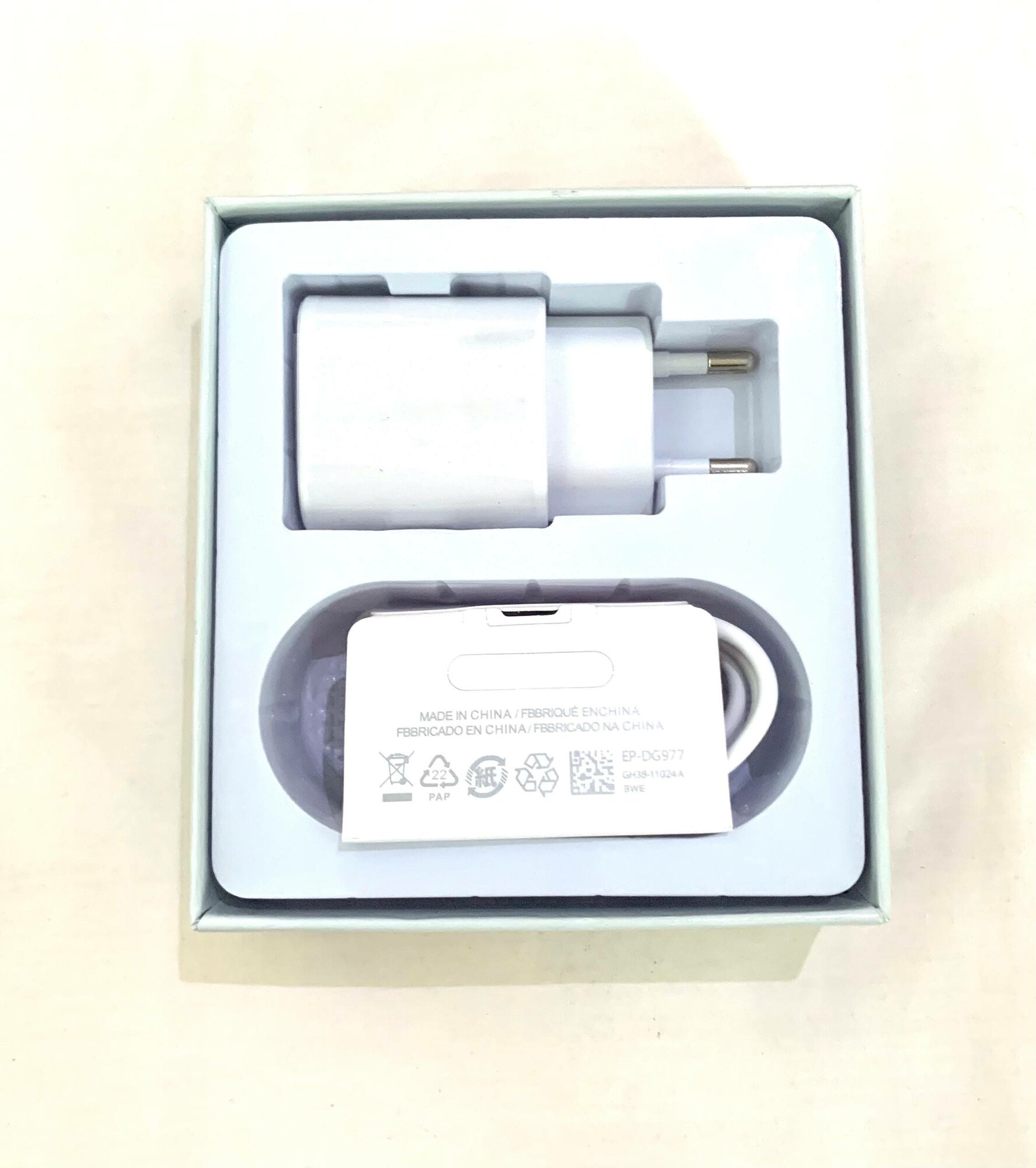 Адаптер 25W pd Adapter usb-c cable зарядное устройство - шнур в комплекте — фото 1