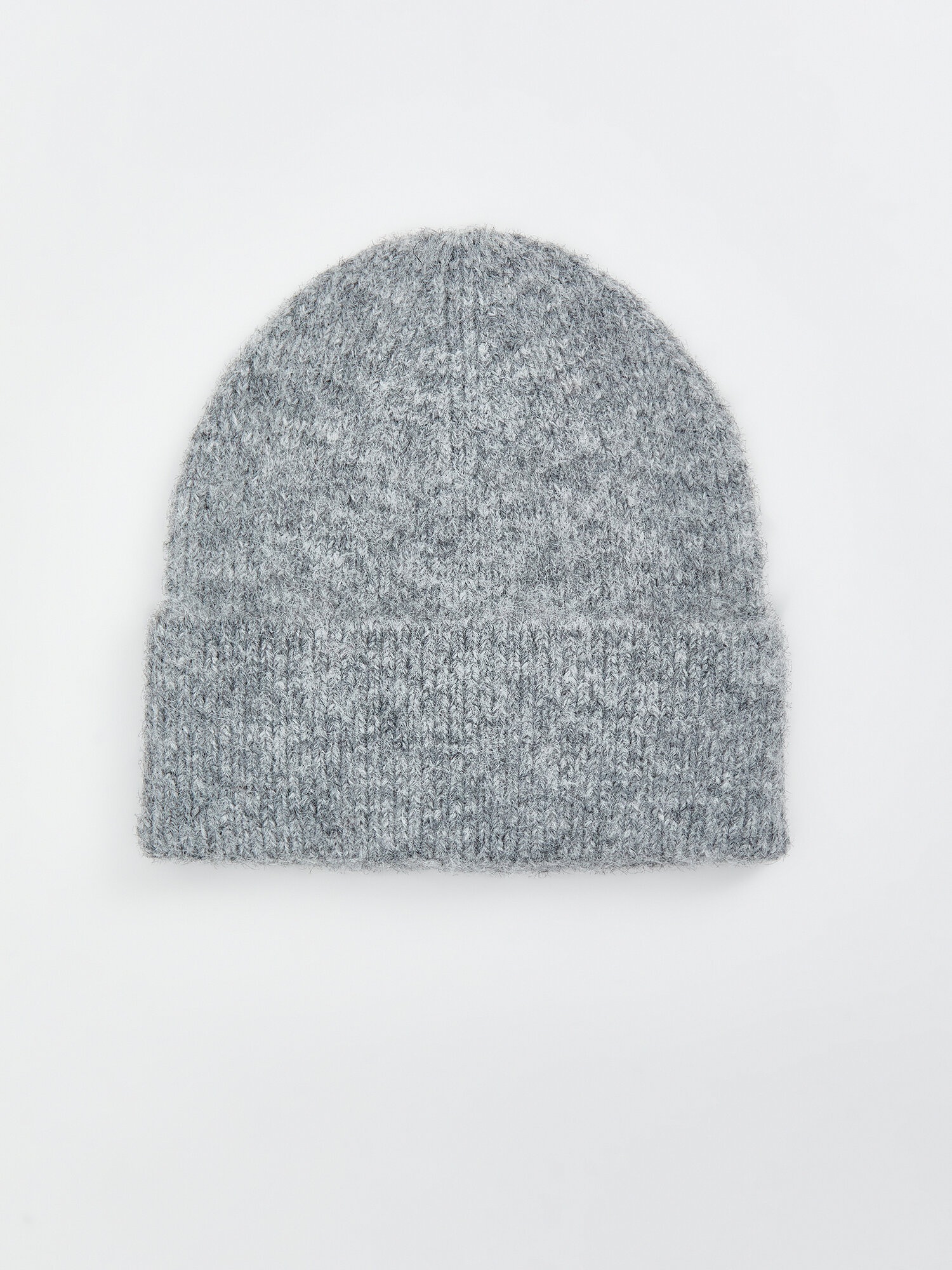 Шапка для женщин