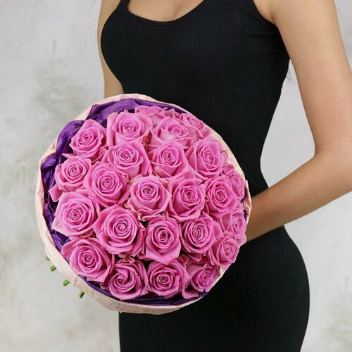 Изображение товара Букет живых цветов из 25 розовых роз аква, букет 40 см высота