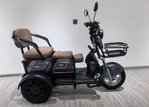 Изображение товара Электрический трицикл 3х-местный 1000w 48v 25Ah серый, планшет