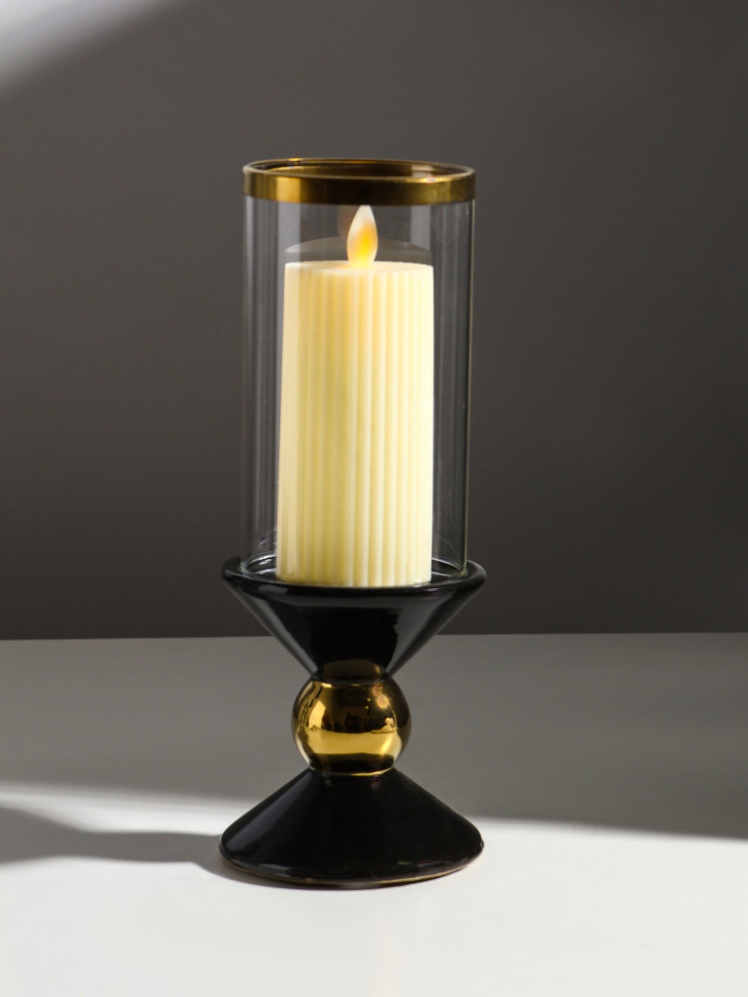 Подсвечник на 1 свечу «Параллели» керамика стекло d=7.5 см чёрный с золотом 9.5×9.5×24 см