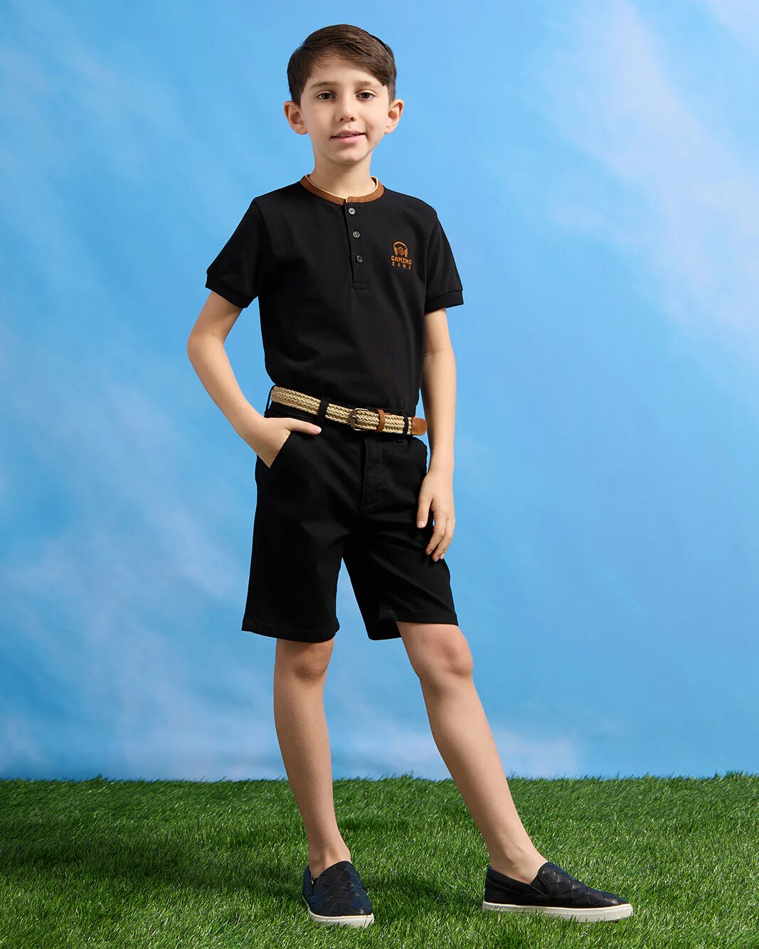 Футболка , размер 4-5 лет, черный