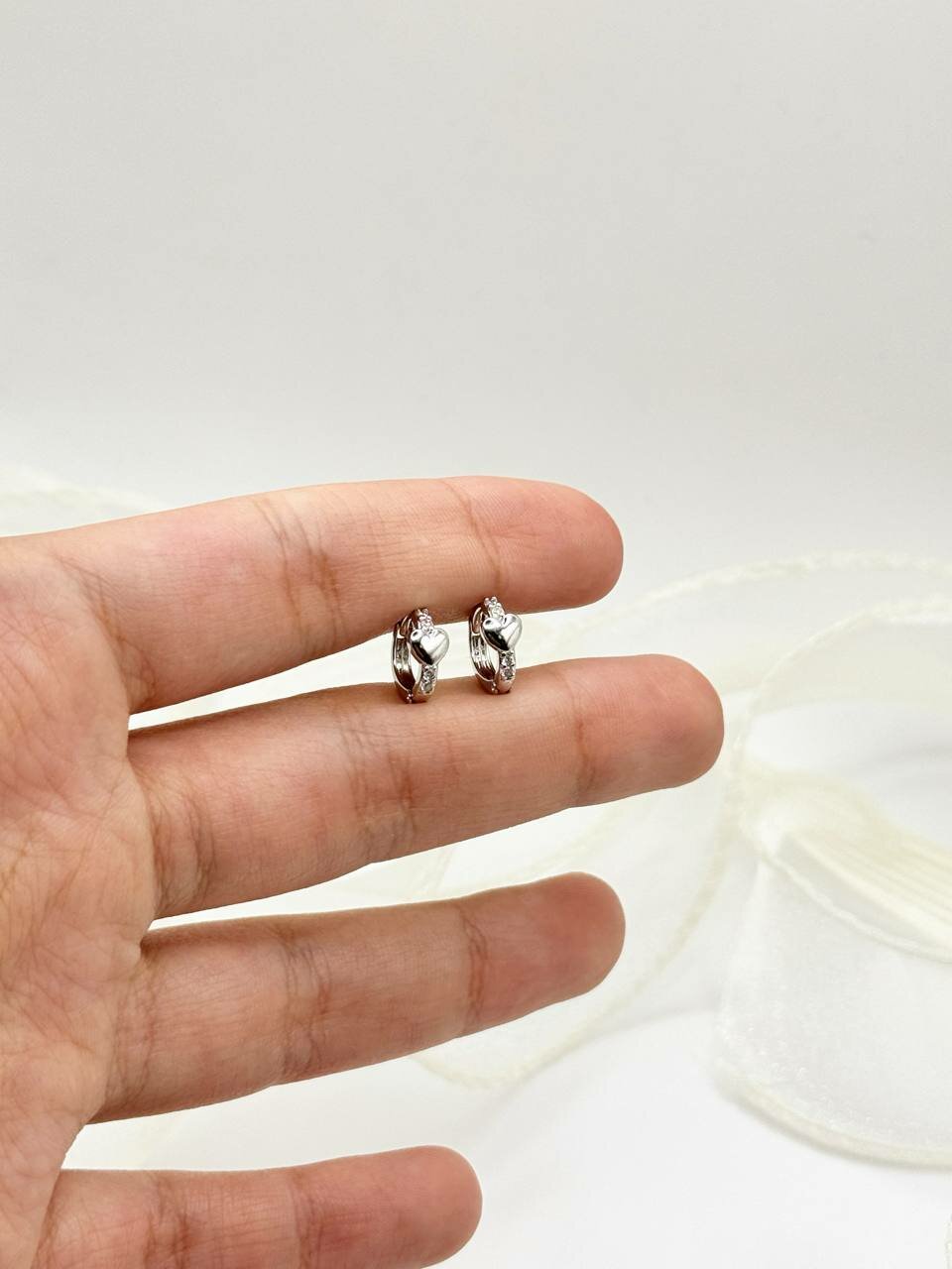 Серьги, размер 1 мм, серебристый — фото 1