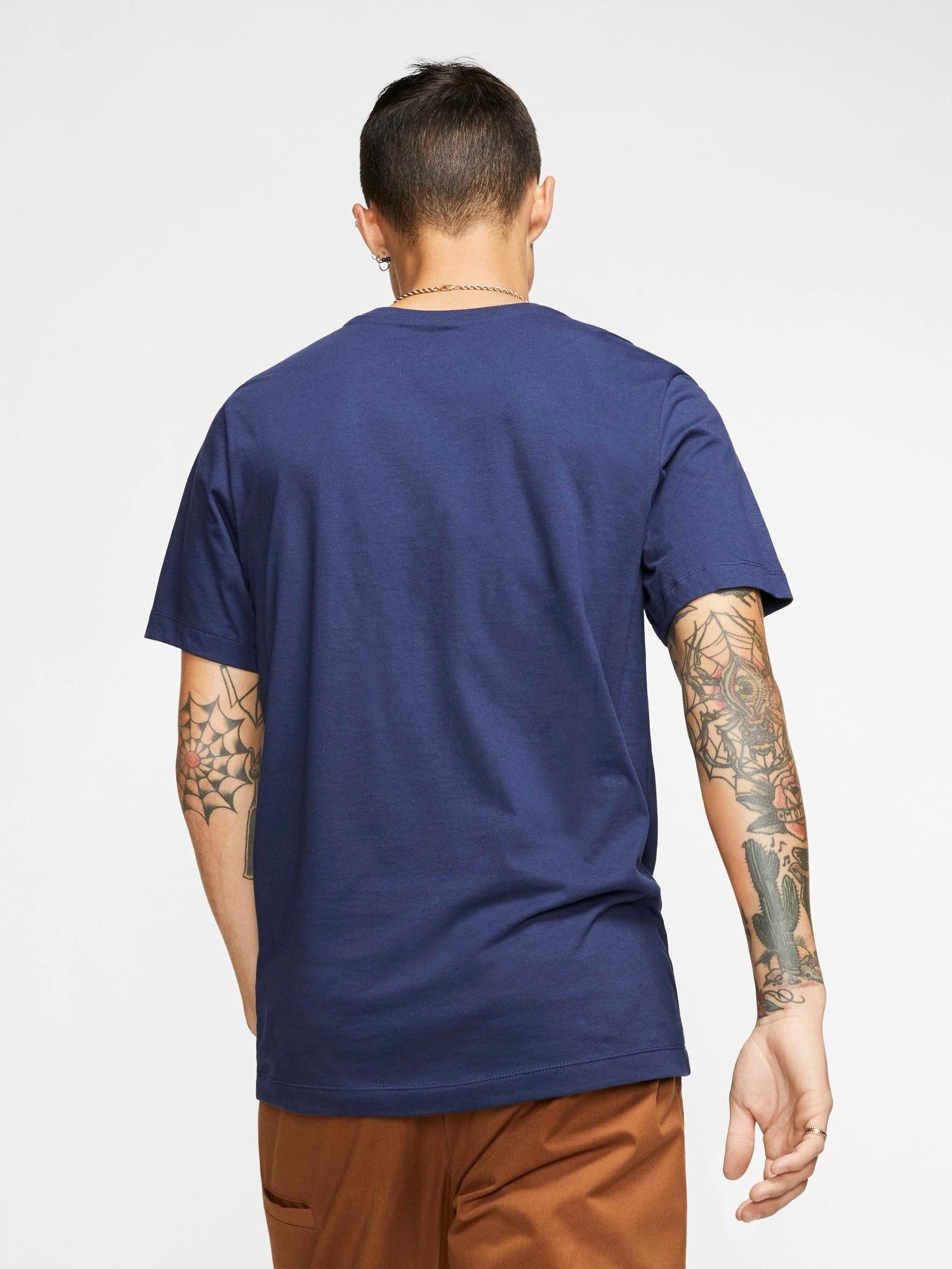 Футболка спортивная NIKE Club, 1 шт., размер XS INT — фото 1