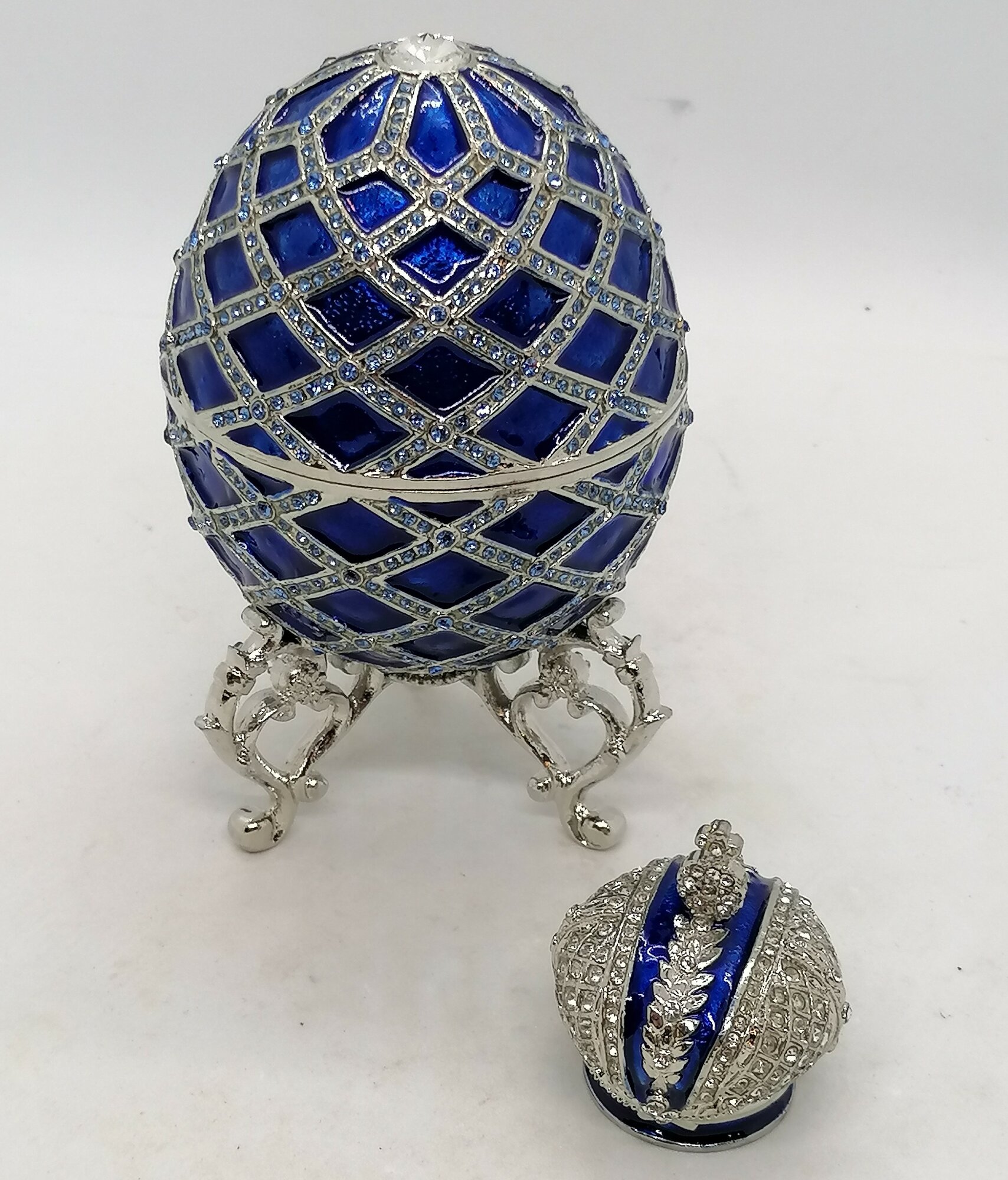 Яйцо Фаберже коронационное, сетка с короной, со стразами ,11 см, арт 3430, синее