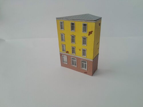 Изображение товара Сборная модель домика в масштабе 1:72. Модель здания для диорамы 1/72.