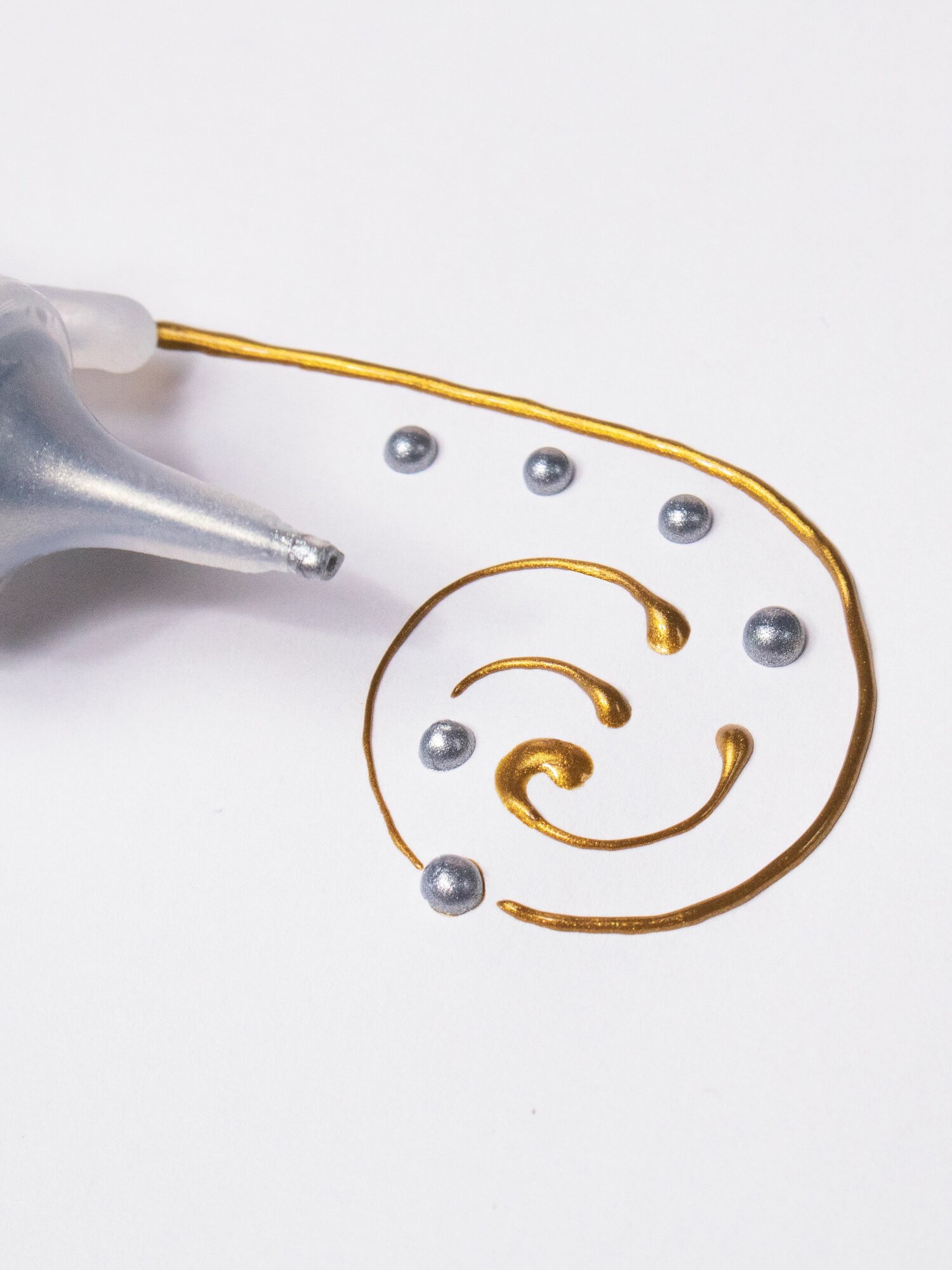 Набор акриловых контуров хоббилаб "Золото-Серебро-Черный", для творчества, 20мл, 65г — фото 1